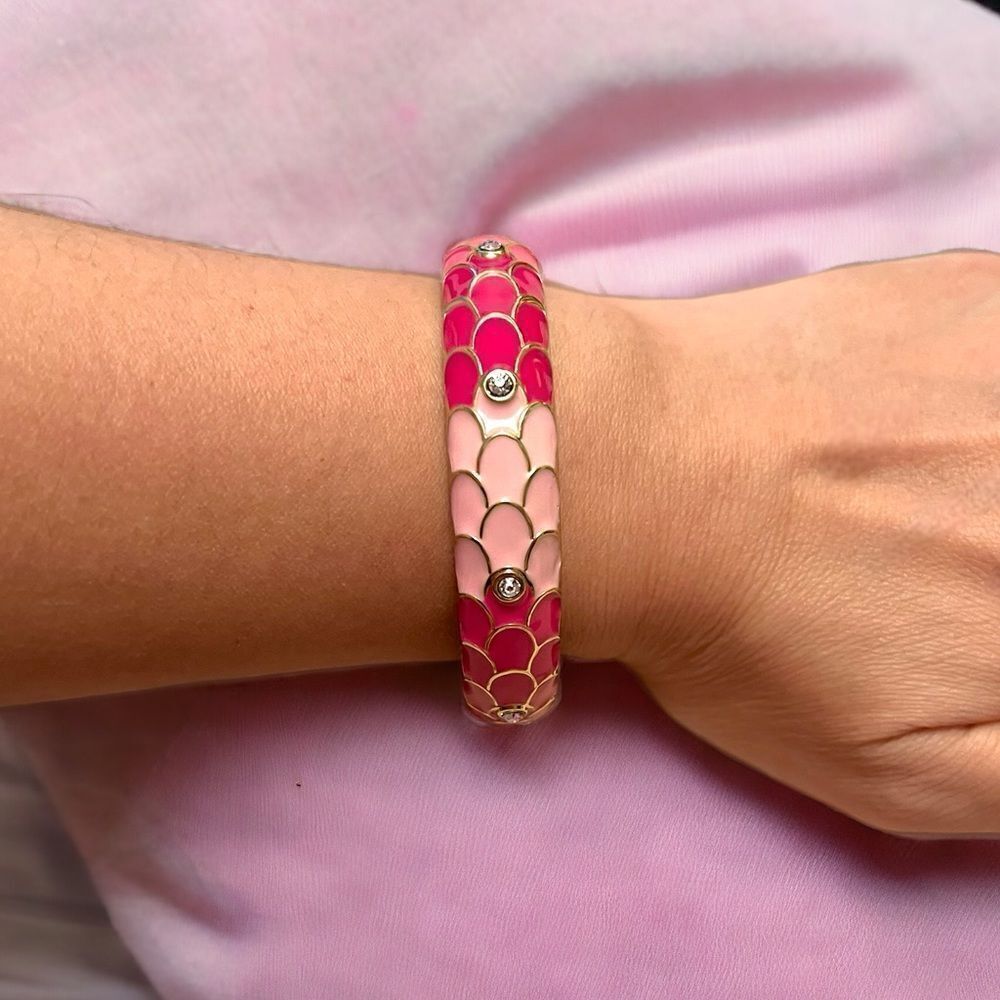 Sequin Pink Fuschia Rhinestone Gold Tone Clamper Bangle NWOT - Picture 4 of 4